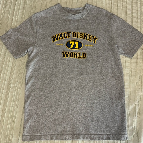 Walt Disney World t-shirt - Picture 1 of 3